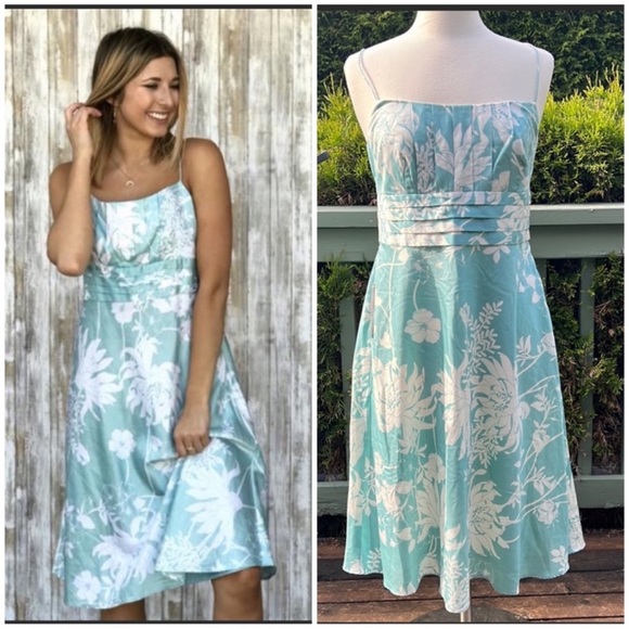 Ann Taylor Dresses & Skirts - NWT 148.00 Loft spaghetti strap fit and flare dress size 2